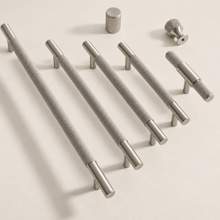 Knurl / Nickel bar pull